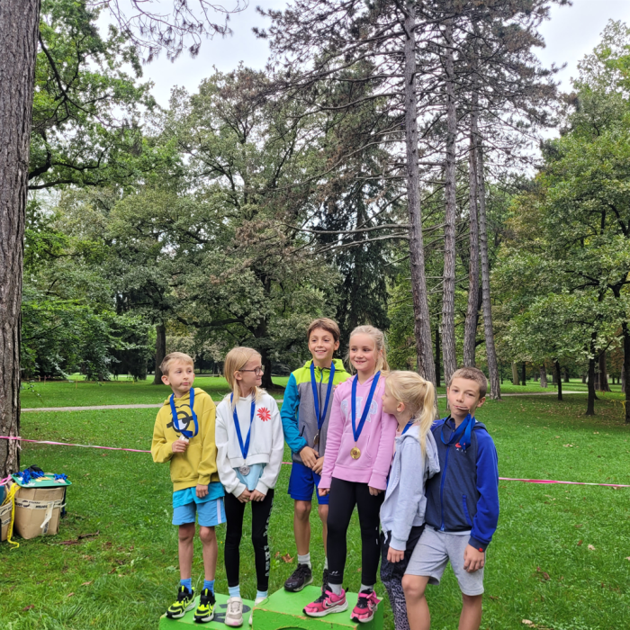 3. b v Tivoliju – šport, veverice in jesenske dogodivščine